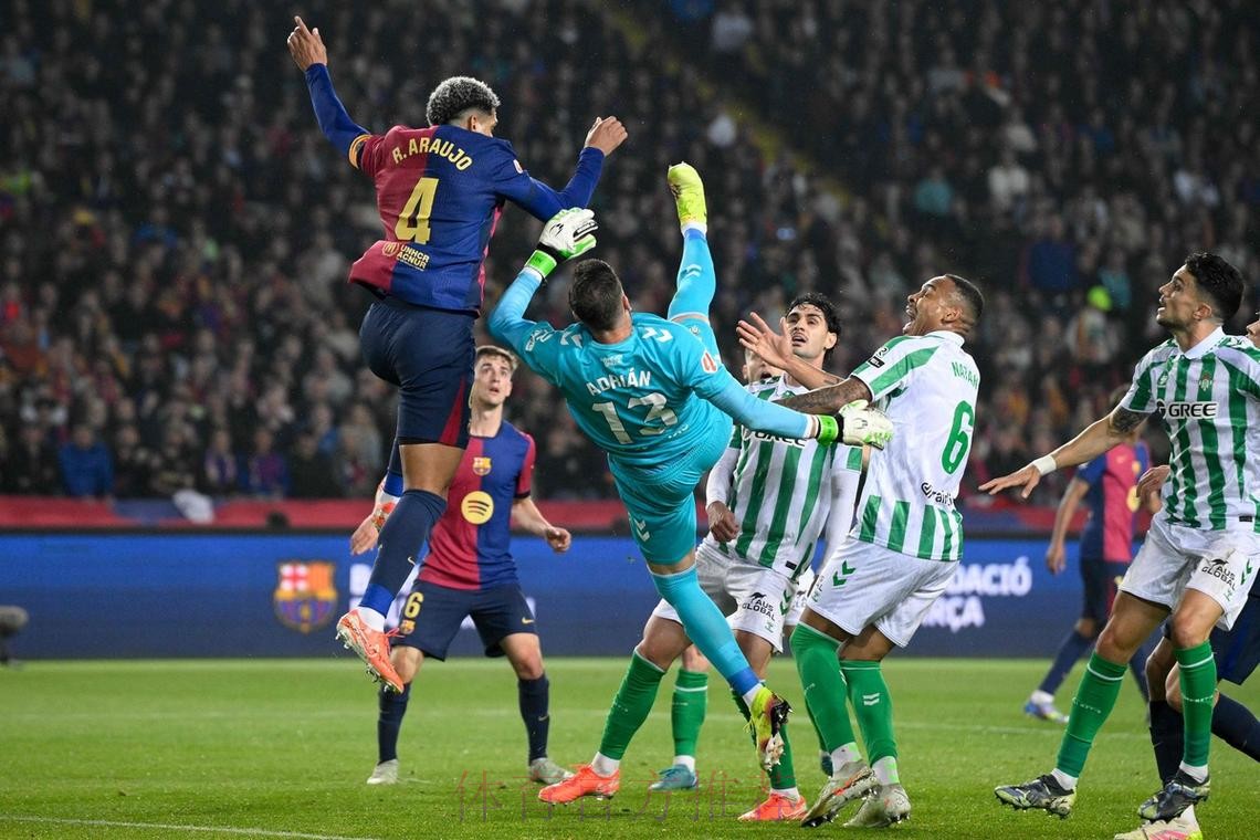 克罗斯附体? 塞巴略斯近3场西甲传球均超100次 克罗斯附体? 塞巴略斯近3场西甲传球均超100次